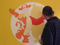 2004, Winnie the Pooh, muurschildering, mastenbroers, kleur